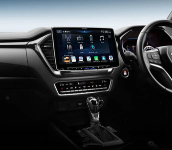 Alpine iLX-F905D Halo9 Review: The Big-Screen Upgrade for Almost Any Car
