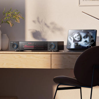 FiiO S15 Desktop Hi Res Audio Music Streamer 7.84 Inch Display Android 12 Black - CEN