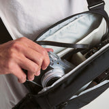 Moment Everything Sling 4L Black Travel Tech Organiser Everyday Carry Bag - CEN