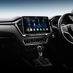 Alpine iLX-F905D Halo9 Review: The Big-Screen Upgrade for Almost Any Car