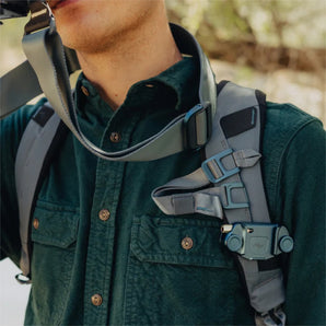 Peak Design Capture Clip V3 with Standard Plate Ocean for Mirrorless Cameras