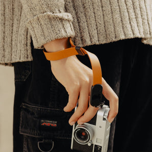 Peak Design Cuff Leather Amber Camera Wrist Strap with Quick Release Anchors