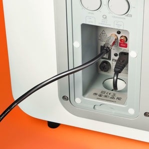 QED Performance QE6301 Subwoofer Cable Interconnect RCA Oxygen Free Copper 6m - CEN